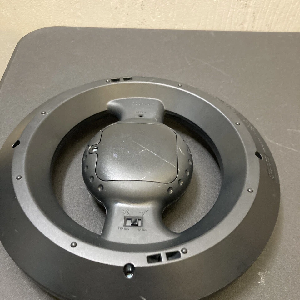 2013 Hasbro Simon Swipe Handheld Electronic Memory Game Used - Image 3 of 4