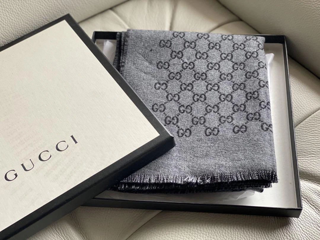 Echarpe GUCCI double jacquard GG laine gris foncé noir 30x180cm Made in Italy boîte