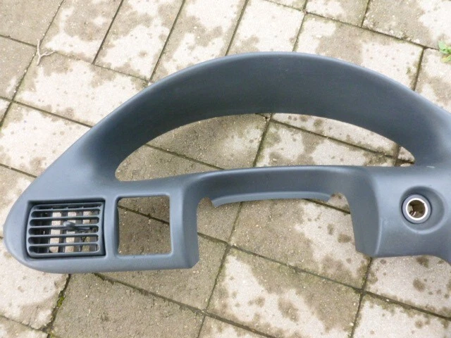 Chevrolet Cavalier 2000-2005 embellecedor de tablero bisel velocímetro moldura - ¡sin grietas! *LEER Foto 2 de 4