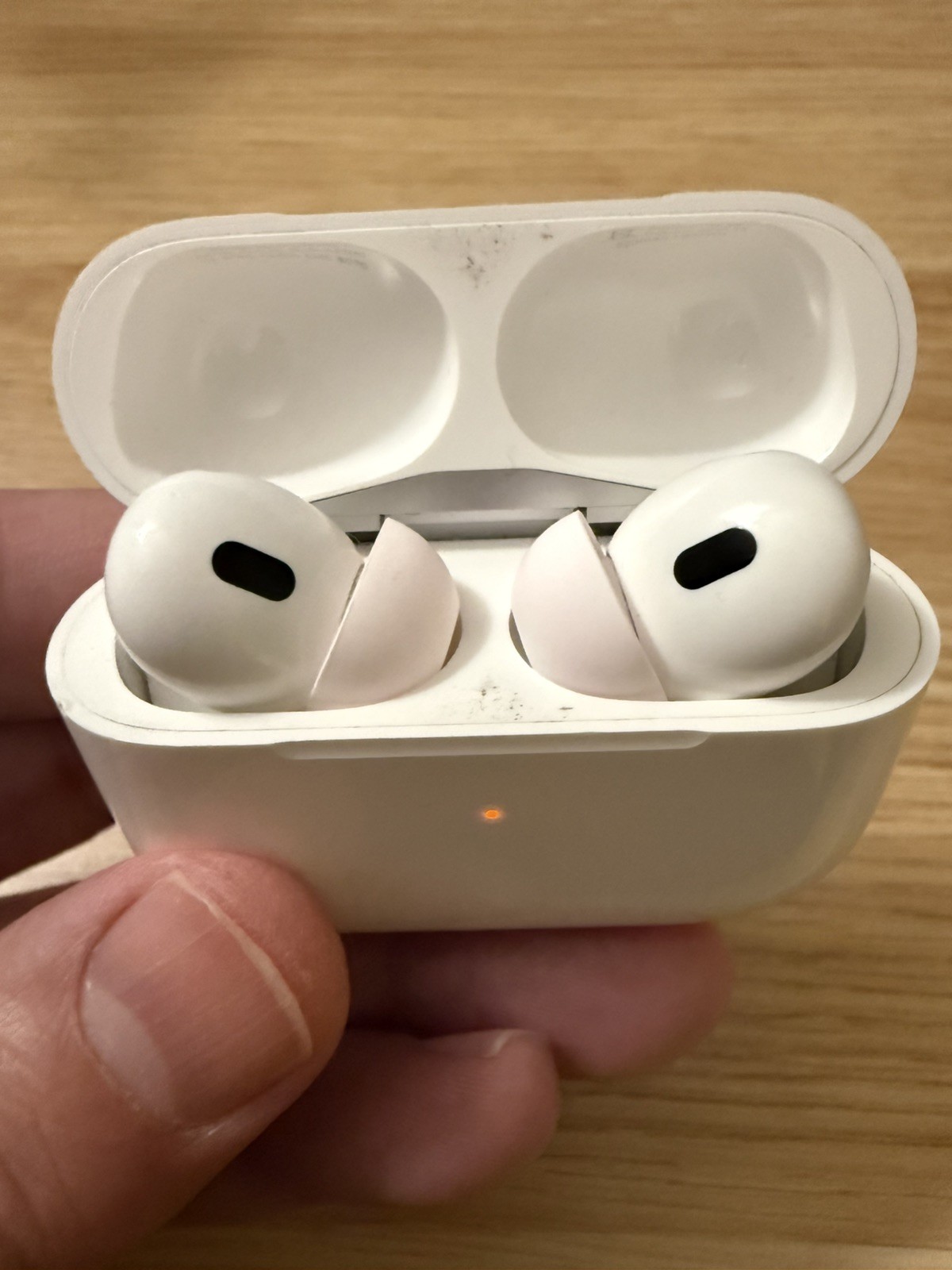Apple AirPods Pro 2 with MagSafe Wireless Charging Case A2698-image