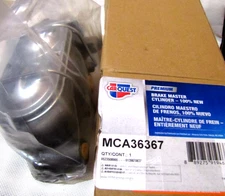1967-76 Corvette Brake Master Cylinder for Manual Front Disc  Carquest MCA36367