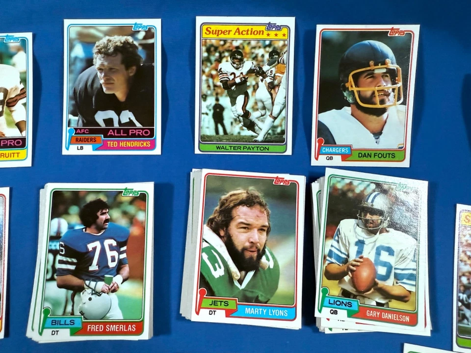 1981 年 Topps 基础:#200 - #299”橄榄球卡(完整套装 - 您可以选择!) — 第 2/3 张图片