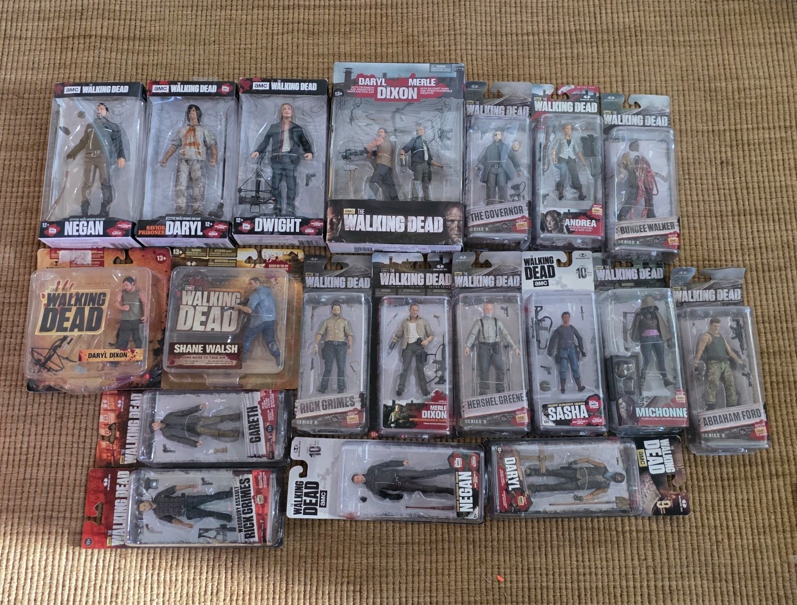 S Lot Nib + Bonus Rick Grimes Figure Seth Mcfarlane