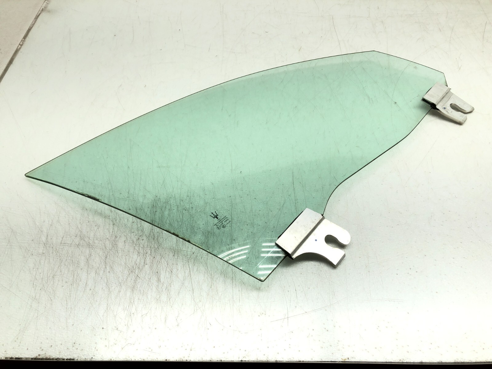 2014-2022 MASERATI QUATTROPORTE RIGHT PASSENGER FRONT DOOR WINDOW GLASS OEM