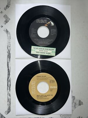 Lot x 2 RONNIE MILSAP 45 Let My Love Be Your Pillow / What Goes On When The Sun
