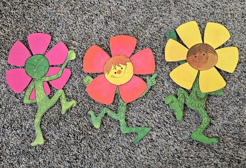 Vintage Die Cut Cardboard 12" DANCING FLOWERS w/ Faces One Side Spring