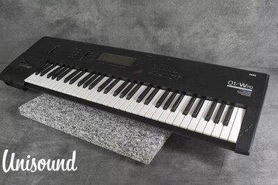 鍵盤楽器 Korg 01/w/ FD 61 Keys $_57.PNG?set_id=880000500F