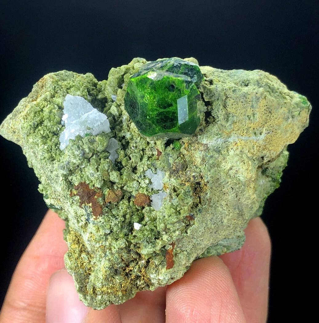 Demantoid garnet shop for sale