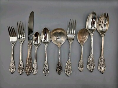 Vintage Baroque By Godinger Silver Plated 65 Piece Flatware Set