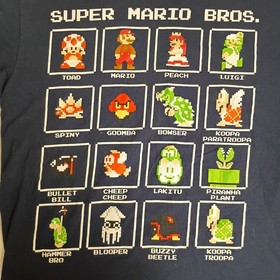 NES Super Mario Bros Youth Short Sleeve Sz M T Shirt Blue Pre Owned.