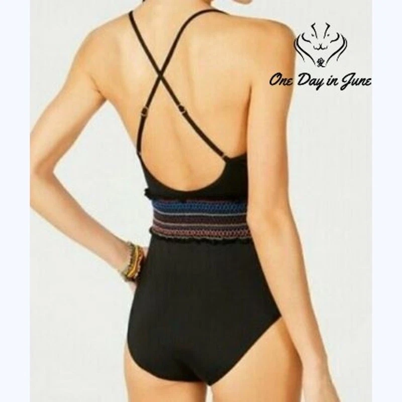 Traje de baño Bar III Smocking Solids de una pieza talla L Foto 2 de 4