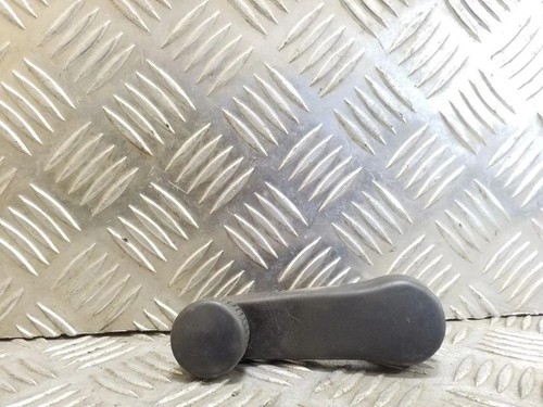 VW PASSAT B3/B4 3A2, 35I Fensteröffnungsgriff 3A0837581 1.9 Diesel 66kw 32161771