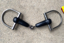5" stainless steel jointed rubber mouth dee snaffle bit