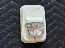 System Sensor SGWL Fire Alarm Strobe White Wall Mount NO MOUNTING PLATE USED