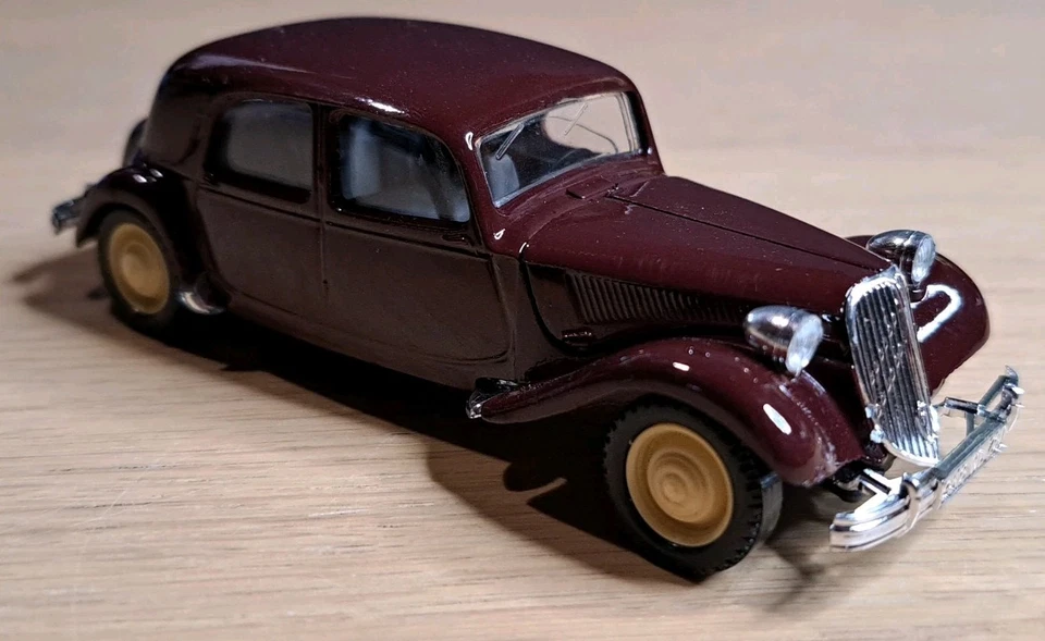 SOLIDO, Citroën 15 CV Six Traction avant de 1952, Ech 1/43. Élégance. - Photo 2/4