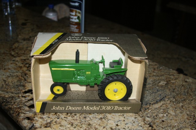john deere 3010 toy tractor