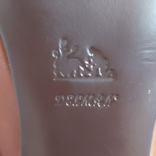Zapatos de salón Delman marrón camel tacón peep toe con correa elástica talla 8M - Imagen 10 de 11