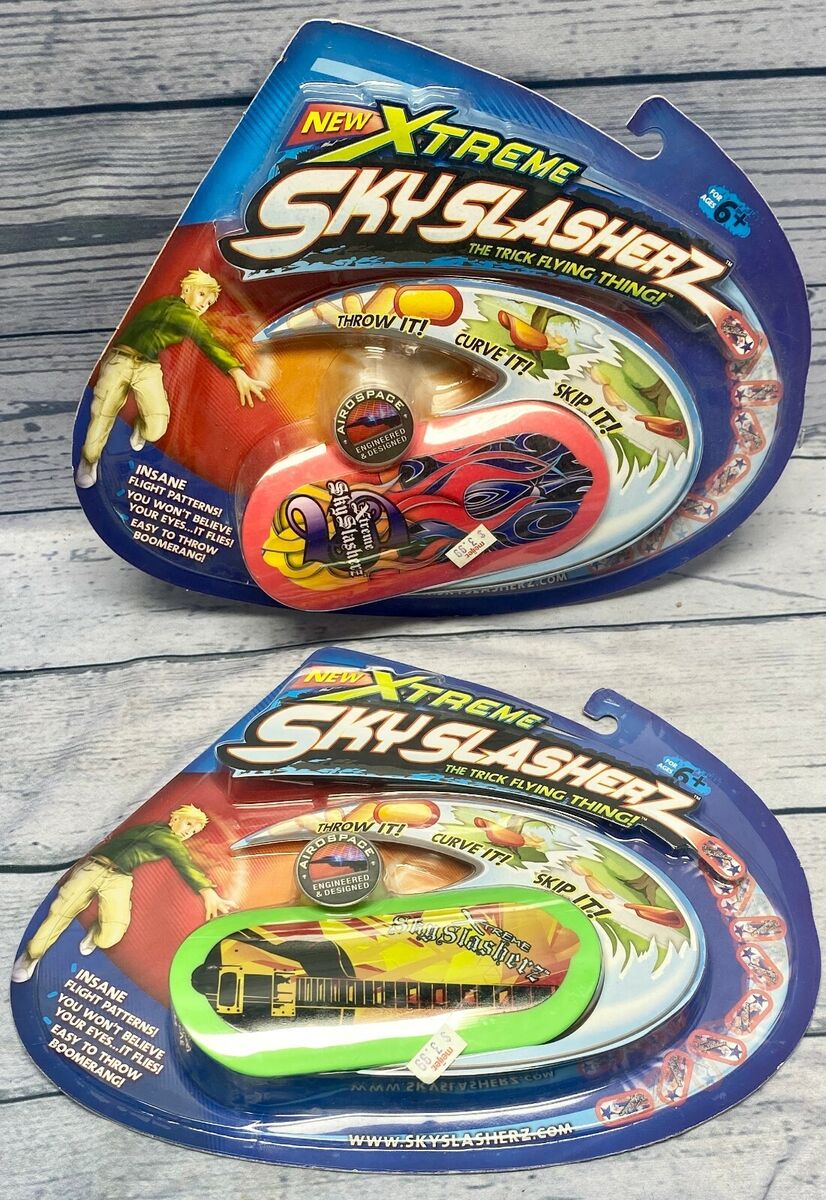 Lot Of 2 Xtreme Sky SlasherZ The Trick Flying Thing! By LKI New Old Stock 2008 Lot Of 2 Xtreme Sky SlasherZ The Trick Flying Thing! By LKI New Old Stock 2008