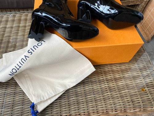 Louis Vuitton Damskie Sylwetki Botki Czarne Lakierowane Botki, rozm. 34,5 - Zdjęcie 7 z 14
