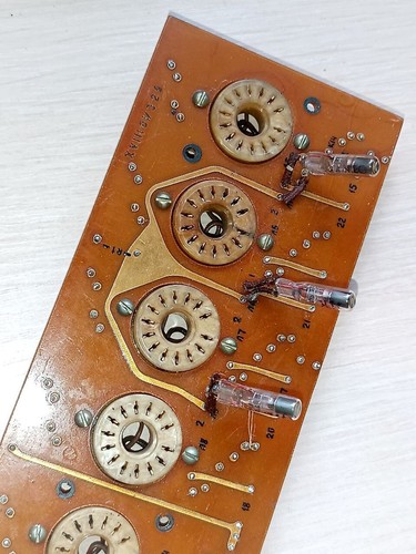 8pcs Vintage Socket on board nixie 14-pin IN-4 IN-7 IN-18 CRT 3LO1I 5LO2I 6LO1I - Picture 5 of 8