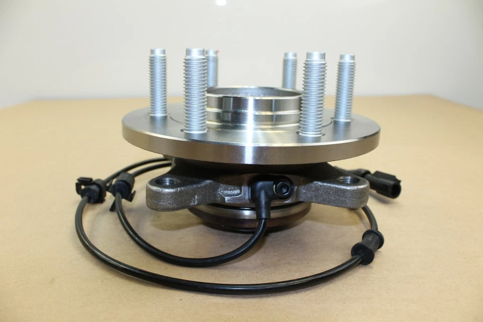 Cojinete de rueda delantera y buje para Ford Expedition/Lincoln Navigator 2003-2006 4x4 Foto 3 de 4