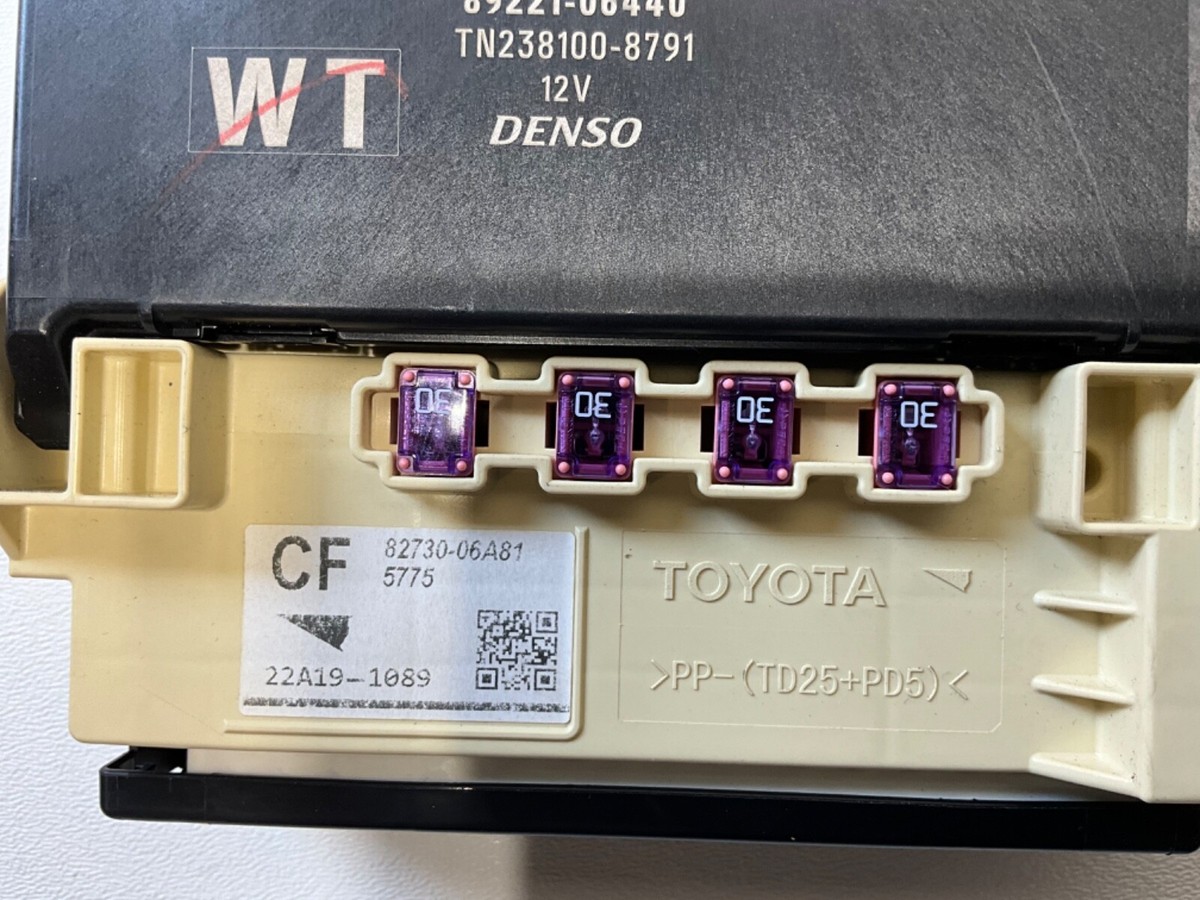 2019 - 2023 TOYOTA CAMRY MULTIPLEX NETWORK BODY CONTROL MODULE OEM 