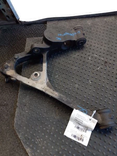 Brazo de control inferior delantero pasajero AWD 03-14 FURGONETA CHEVROLET EXPRESS 1500 12475480 Foto 4 de 4
