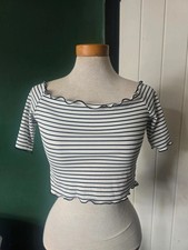 White & Navy Striped Off-the-Shoulder Crop Top - PrettyLittleThing