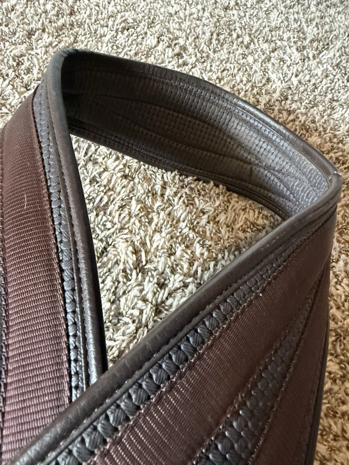 "Circunferencia sintética de neopreno marrón Ovation 60""" Foto 4 de 4