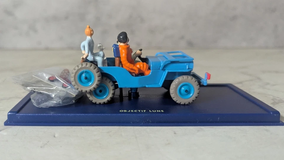 Atlas Editions Tin Tin Willys CJ 2a Destination Moon Boxed Dutch - Image 4 of 4