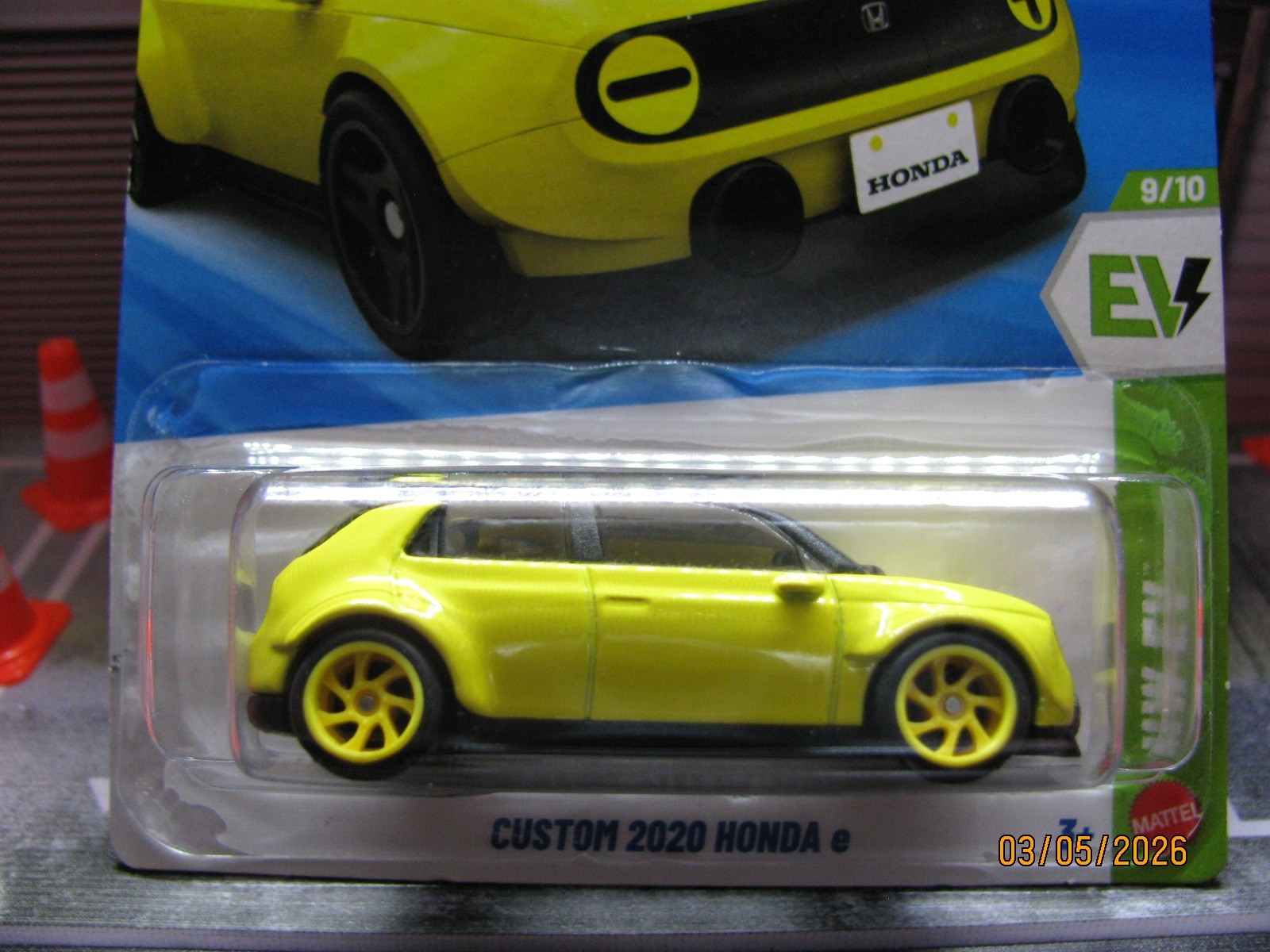 2026 Hot Wheels Yellow Custom 2020 Honda e HW EV 9/10, w/Real Riders Wheel Swap