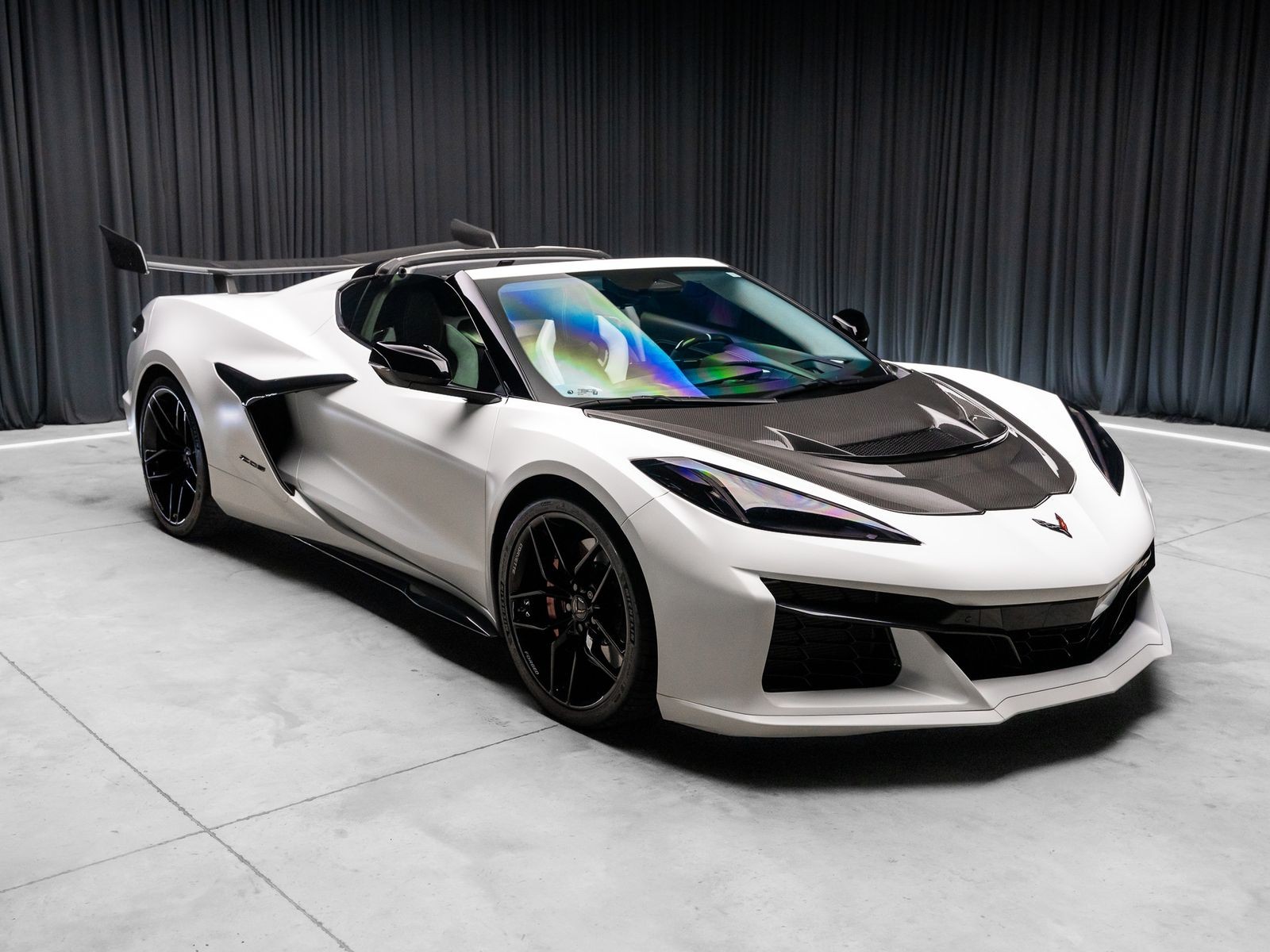 2025 Arctic White Chevrolet Corvette   | C8 Corvette Photo 2
