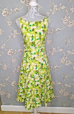 Laura Ashley Fit&Flare Dress Size 8 Green Floral 100% linen Sleeveless Midi