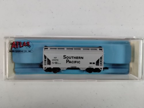 Atlas 3909 Spur N ACF 2 Bay Centerflow Covered Hopper Southern Pacific #490172 | Zustand: New
