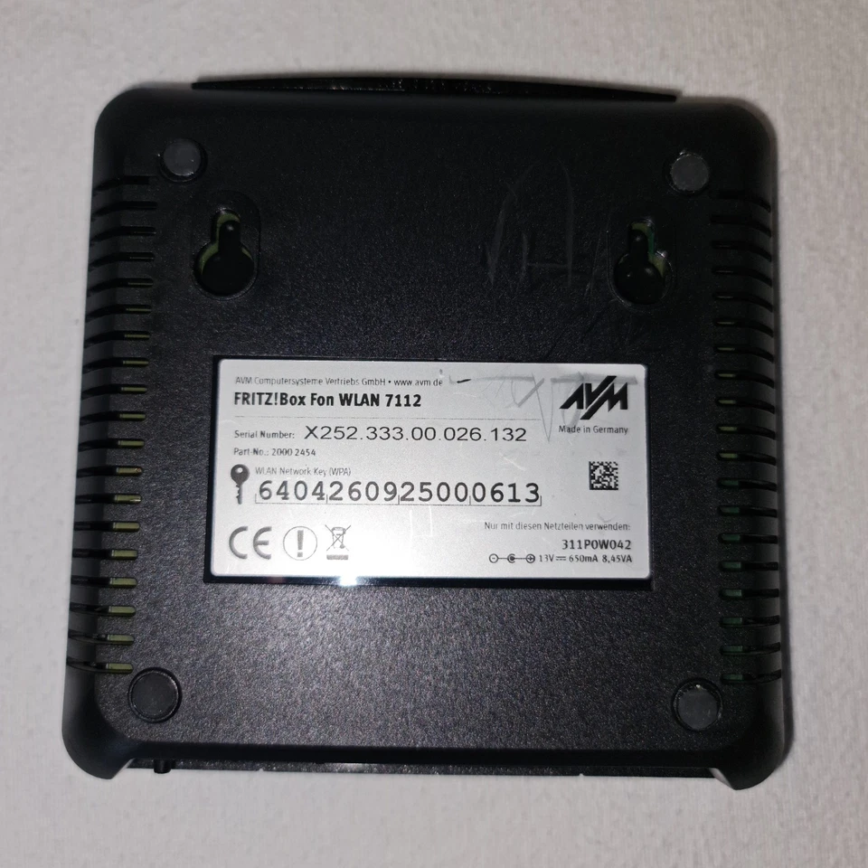 AVM FRITZ!Box 7112 - ADSL Router mit WLAN N mit VoIP & DECT 1und1 (20002454) - Bild 3 von 3
