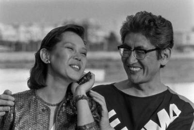 Director Nagisa Oshima Japanese actress Eiko Matsuda at the Cannes- Old Photo 10