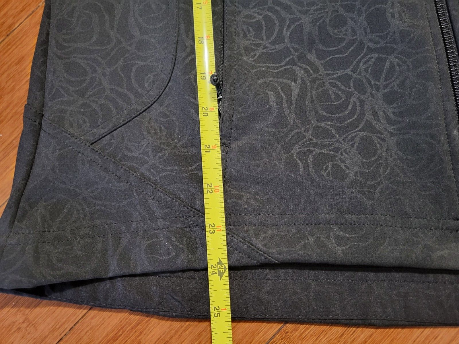 Picture 4 of 12