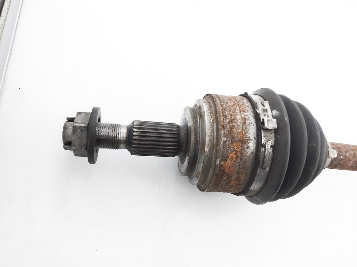 2020-2022 Ford Escape Se 1.5L Fwd Front Passenger Axle Driveshaft