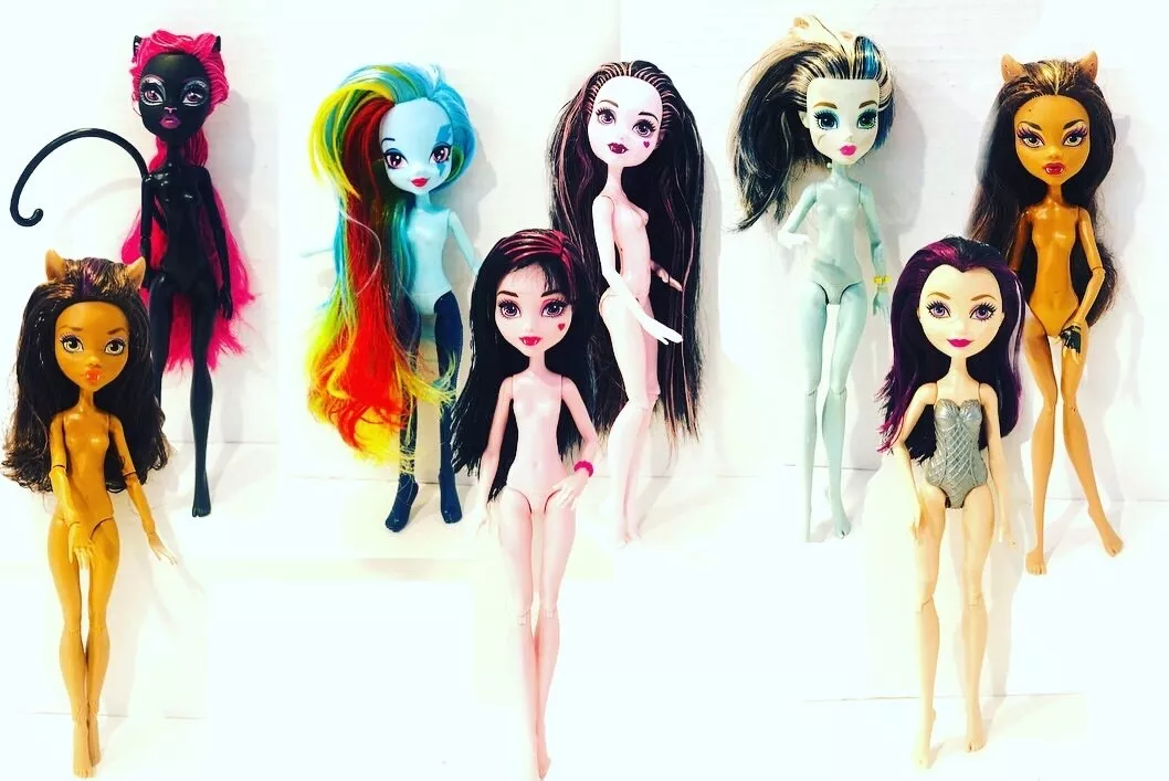 Monster high dolls 2010 sale