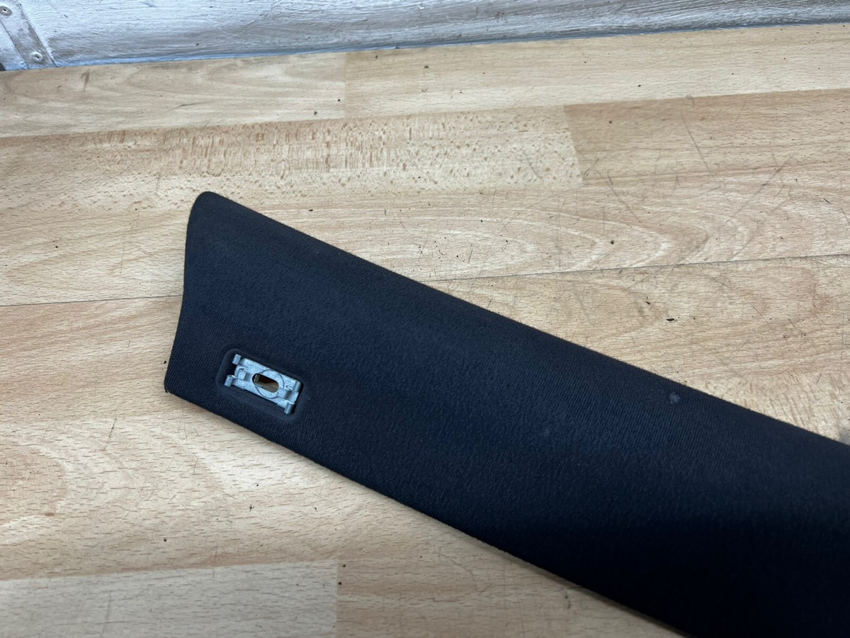 Garniture De Pilier Intérieur Droit BMW Série 5 E39 - Noire - Référence 8227596 - Occasion