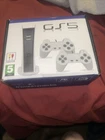 NEW GS5 Game Console 8 Bit USB Wired Handheld Game Player 200 Classic Games