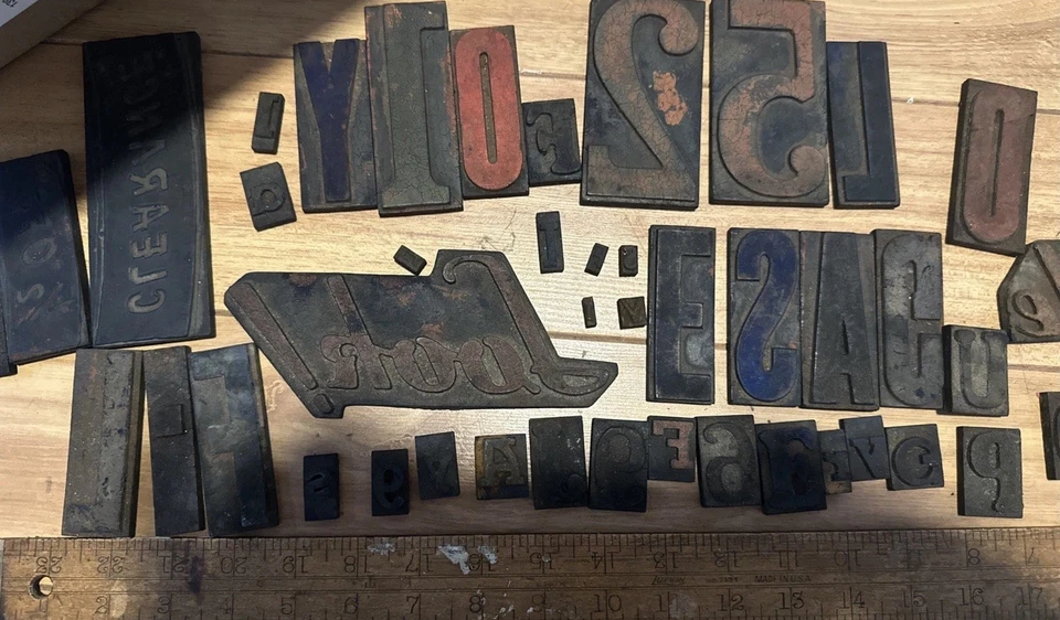 Lote de sellos en bloque de impresión tipográfica de publicidad vintage de 7 libras más Foto 2 de 4