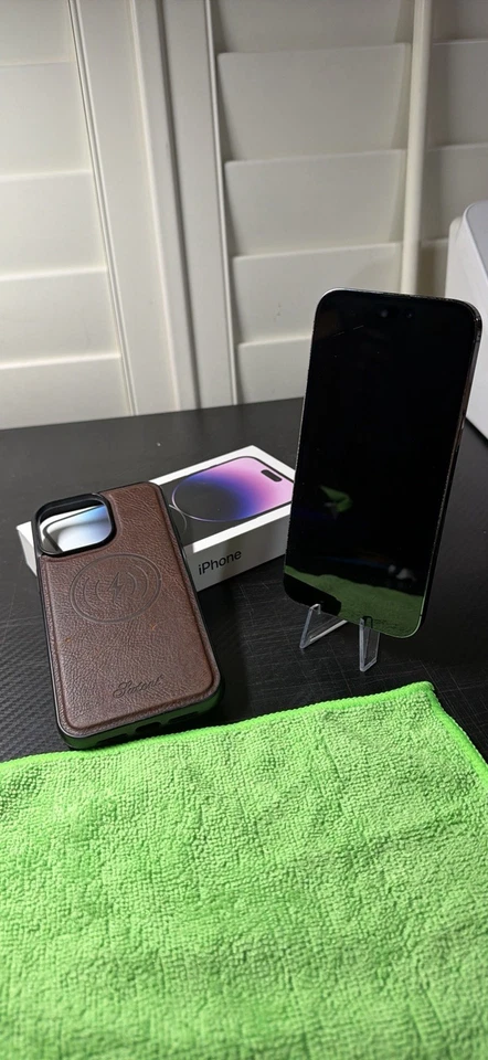 Apple iPhone 14 Pro Max 256GB Unlocked - Image 4 of 4