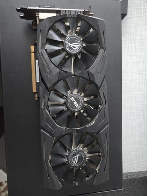 ASUS ROG Strix Gaming NVIDIA GeForce GTX 1080 VR Ready RGB DirectX 12