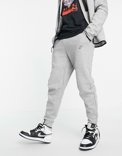 Sportswear Tech Fleece Joggers Sz 