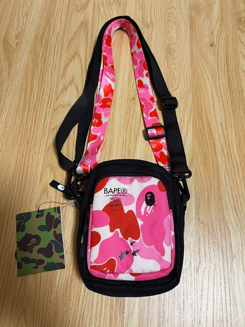 バッグ ABC CAMO MINI SHOULDER BAG Pink 人気のABC CAMO MINI SHOULDER BAGがBAPE.COM、ZOZOTOWNにて再リリース