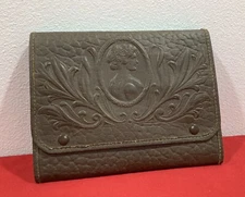 Vintage 1920’s Celluloid Vanity Manicure Grooming Tool Set In Woman’s Bust Case