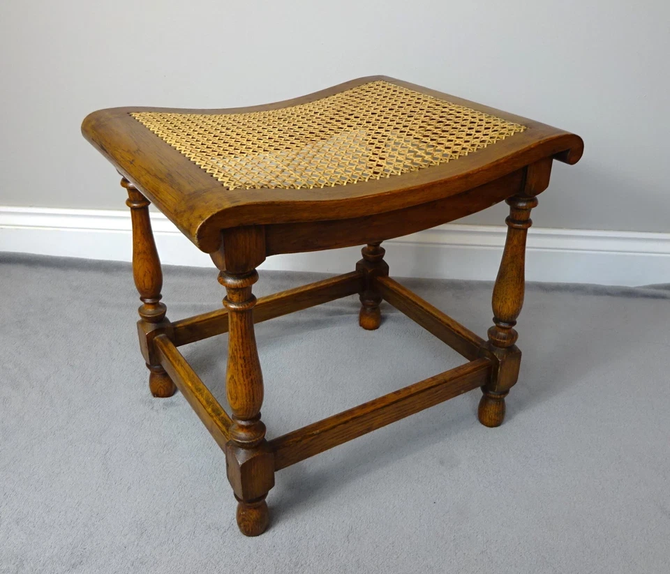 Antiguo reposapiés victoriano Bergere y roble excelente Foto 3 de 4