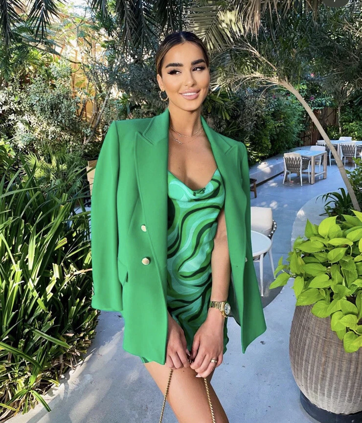 Green blazer store dress zara