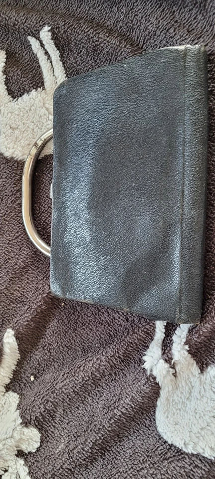 ANCIEN SAC A MAIN -CUIR? - Photo 3/4